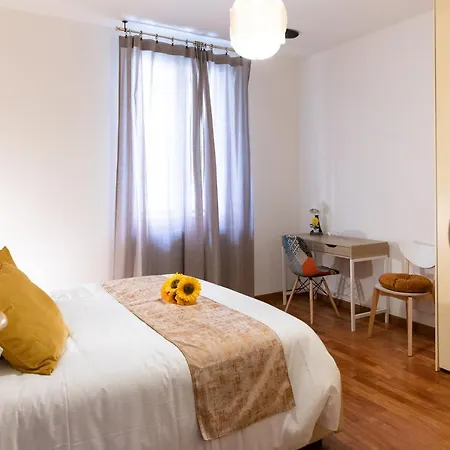 Casa Mazzini Bed & Breakfast *