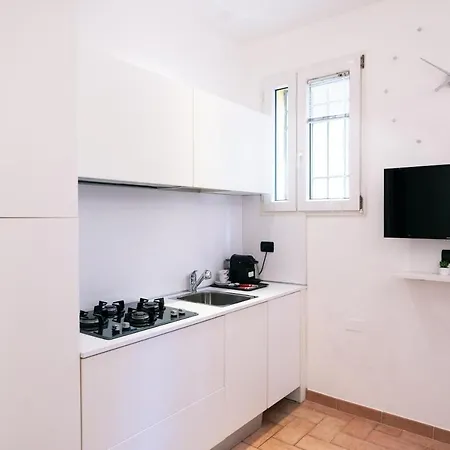 Casa Mazzini Bed & Breakfast *